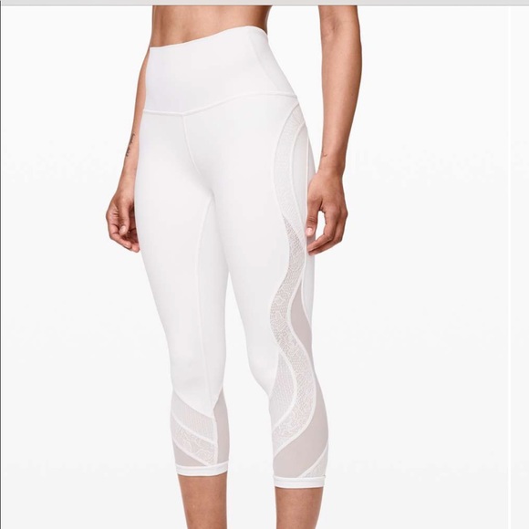 NWT lululemon Wunder Under Crops HR Lace White 10 - Picture 1 of 8